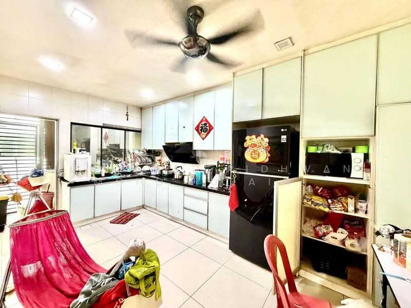 2.5-storey Terraced House for Sale in Taman Putra Impiana (Puchong) - Muhammad Ridhwan Mohd Huzairi - Kitchen - PropertyGuru.com.my