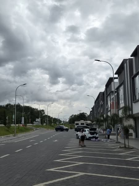 Shop for Rent in Labu (Negeri Sembilan) - Deckson Tan - Exterior - PropertyGuru.com.my