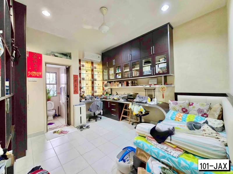 2-storey Terraced House for Sale in Ambang Botanic (Klang) - Daniel Kok - Bedroom - PropertyGuru.com.my