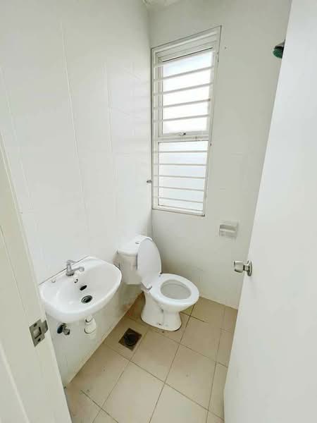 Laman & Bayu Puchong untuk Untuk Dijual - RM 289,000, Mac 2026 - Bathroom - PropertyGuru.com.my