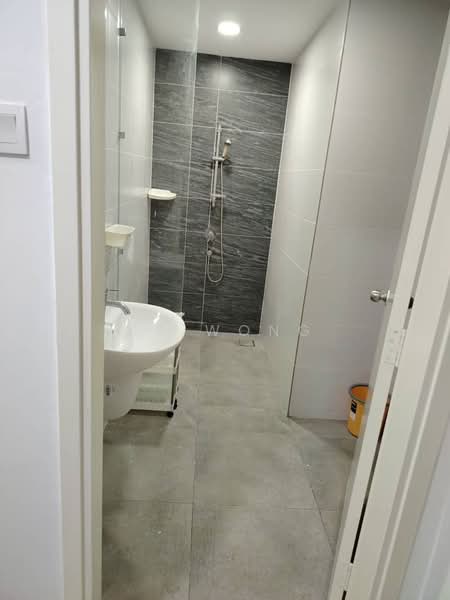 Service Residence for Sale at Pearl Suria - KS Wong - Bathroom - PropertyGuru.com.my