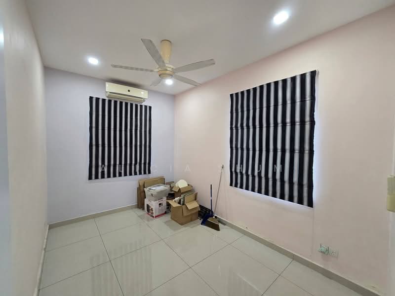 Rumah Berkembar untuk Dijual di Taman Pelangi Indah (Ulu Tiram) - Alicia Shum - Interior - PropertyGuru.com.my