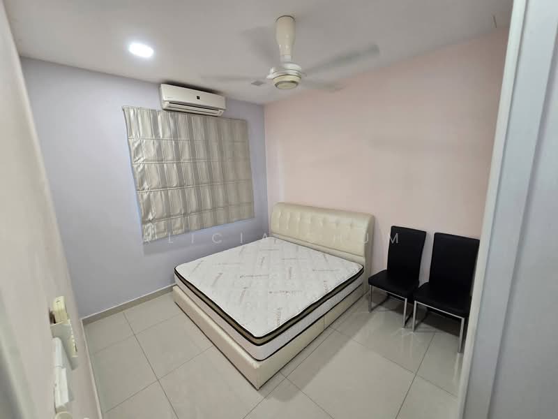 Rumah Berkembar untuk Dijual di Taman Pelangi Indah (Ulu Tiram) - Alicia Shum - Bedroom - PropertyGuru.com.my