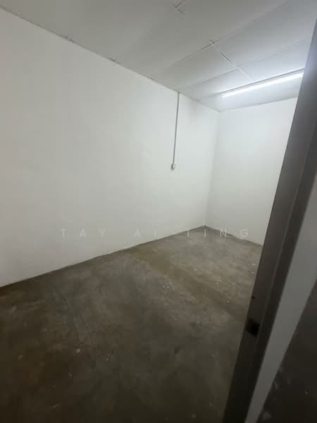 Factory for Rent in Taman Tan Sri Yaacob (Johor Bahru) - Tay Ai Ting - Interior - PropertyGuru.com.my