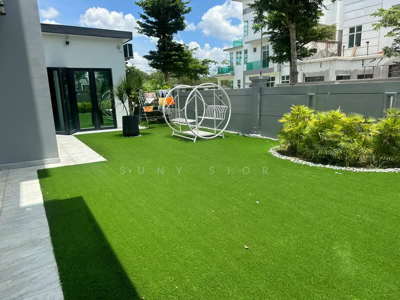 Cluster House for Sale in Mutiara Rini (Skudai) - Suny Sior - Exterior - PropertyGuru.com.my