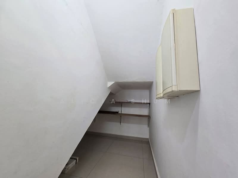 Semi-Detached House for Rent in Taman Pelangi Indah (Ulu Tiram) - Alicia Shum - Interior - PropertyGuru.com.my