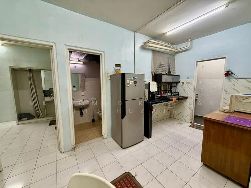 Vista Pinggiran Apartment untuk Untuk Dijual - RM 290,000, Mac 2026 - Kitchen - PropertyGuru.com.my