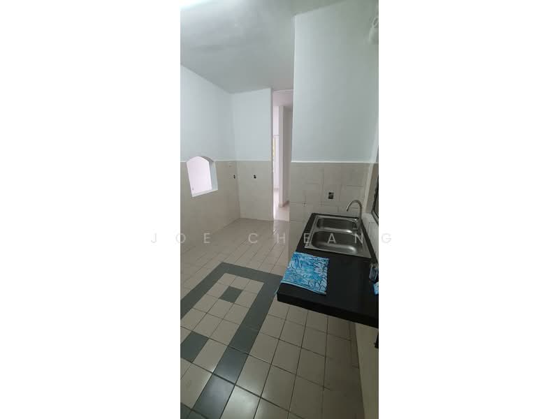 Condominium for Sale at De Rozelle - Joe Cheang - Kitchen - PropertyGuru.com.my