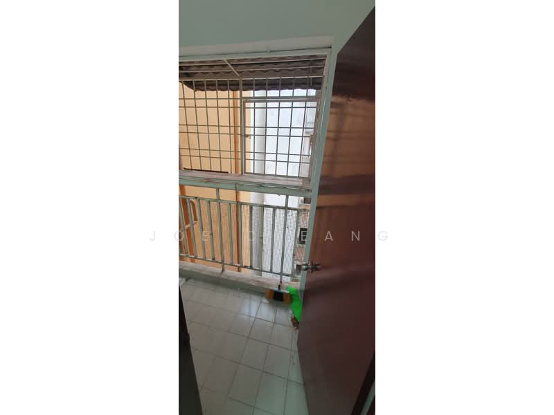 Condominium for Sale at De Rozelle - Joe Cheang - Balcony - PropertyGuru.com.my