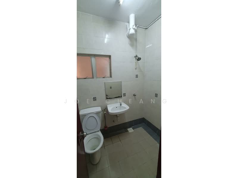 Condominium for Sale at De Rozelle - Joe Cheang - Bathroom - PropertyGuru.com.my