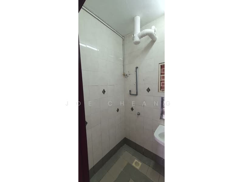 Condominium for Sale at De Rozelle - Joe Cheang - Bathroom - PropertyGuru.com.my