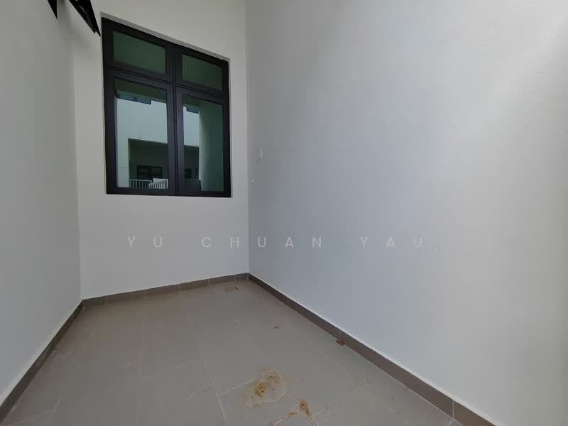 2-storey Terraced House for Sale in Paya Rumput (Melaka) - Yu Chuan Yau - Yard - PropertyGuru.com.my