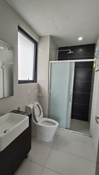 Condominium for Rent at Amberside @ Country Garden Danga Bay - Brendy Hoo - Bathroom - PropertyGuru.com.my