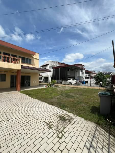 Semi-Detached House for Sale in Taman Iskandar (Johor Bahru) - Constance Chan - Exterior - PropertyGuru.com.my