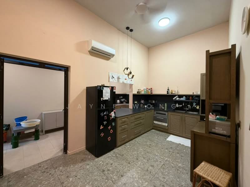 Cluster House for Sale in Johor Bahru (Johor) - Jayne Wong - Kitchen - PropertyGuru.com.my