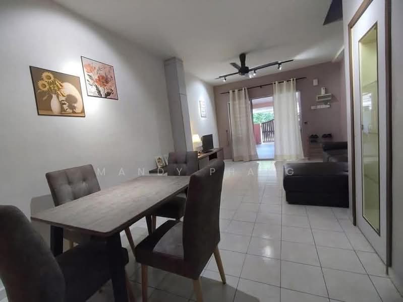 2-storey Terraced House for Rent in Bercham (Ipoh) - Mandy Phang - Living Room - PropertyGuru.com.my