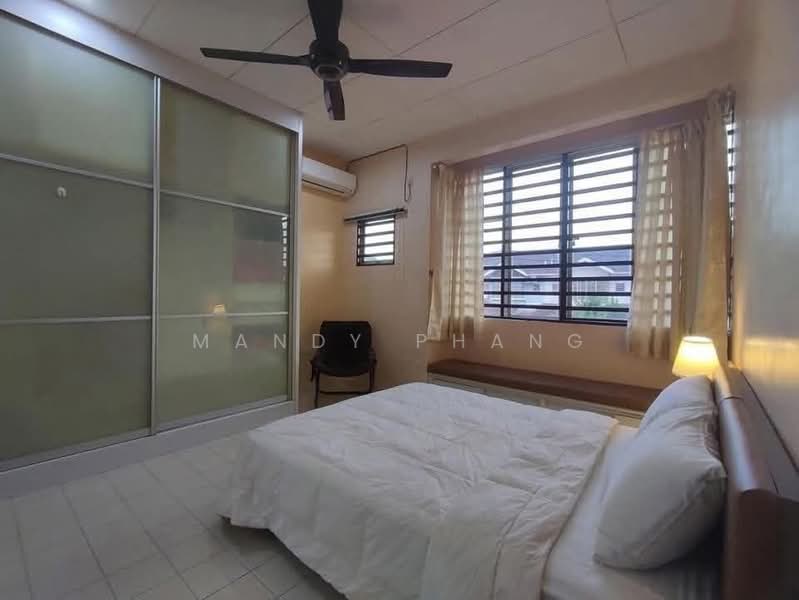 2-storey Terraced House for Rent in Bercham (Ipoh) - Mandy Phang - Bedroom - PropertyGuru.com.my