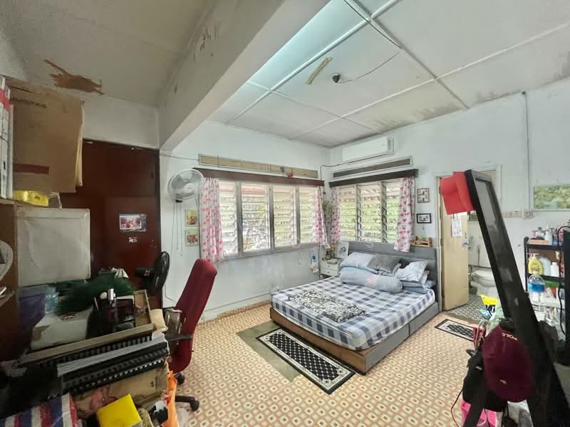 Semi-Detached House for Sale in Seksyen 17 (Petaling Jaya) - Ali Idris - Bedroom - PropertyGuru.com.my