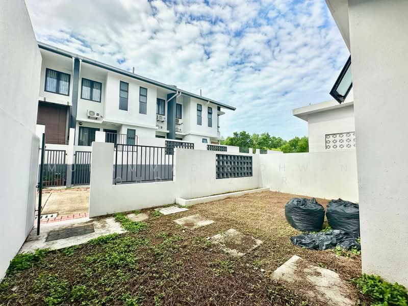 2-storey Terraced House for Sale in Elmina (Shah Alam) - Muhammad Ridhwan Mohd Huzairi - Exterior - PropertyGuru.com.my