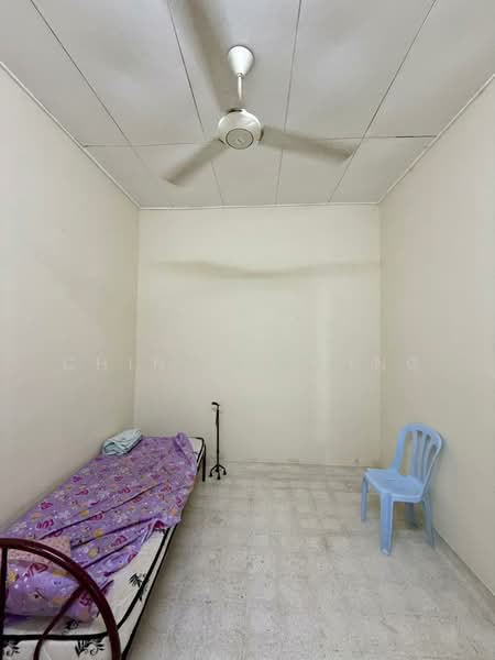 1-storey Terraced House for Sale in Taman Rasah Jaya (Rasah) - Chin Mei Ling - Bedroom - PropertyGuru.com.my