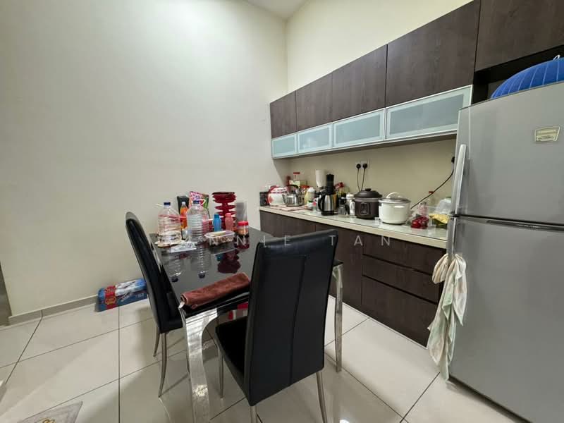 Bina Park @ Bandar Seri Alam untuk Untuk Dijual - RM 850,000, Mac 2026 - Kitchen - PropertyGuru.com.my