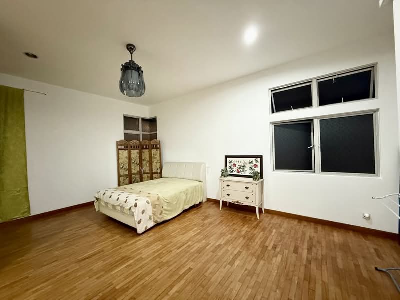 Semi-Detached House for Sale in Taman Molek (Johor Bahru) - Yik Tat - PropertyGuru.com.my