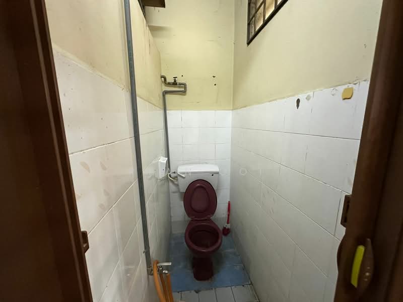1-storey Terraced House for Sale in Taman Nakhoda (Kuala Kedah) - Ryan Ooi - Bathroom - PropertyGuru.com.my