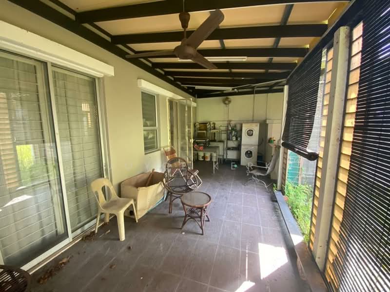 Cluster House for Sale in Rawang (Selangor) - Joyce Kerk - Balcony - PropertyGuru.com.my