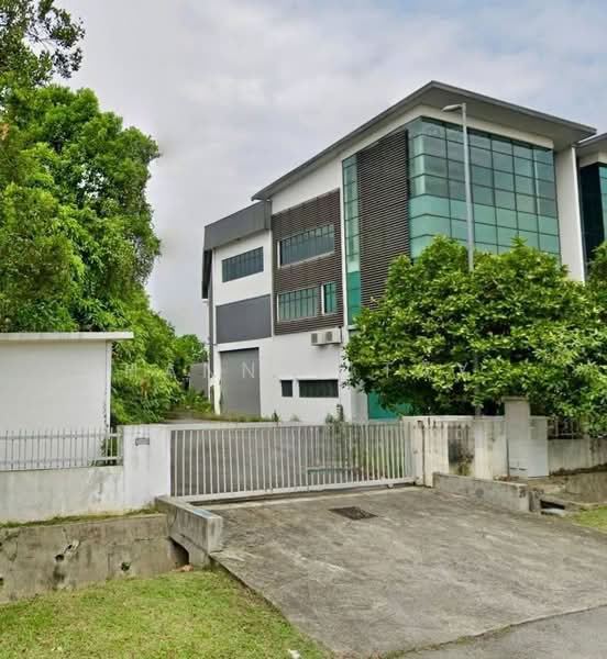 Semi-D Factory for Sale in Elite Industrial Estate (Shah Alam) - Hannee Tay - Exterior - PropertyGuru.com.my