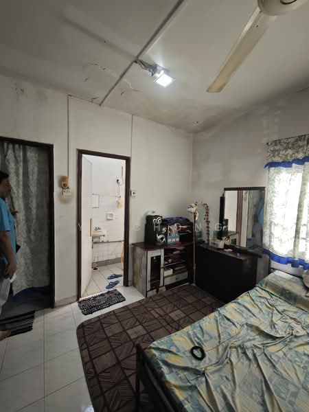 Taman Sri Murni Fasa 1 untuk Untuk Dijual - RM 198,000, Mac 2026 - Bedroom - PropertyGuru.com.my