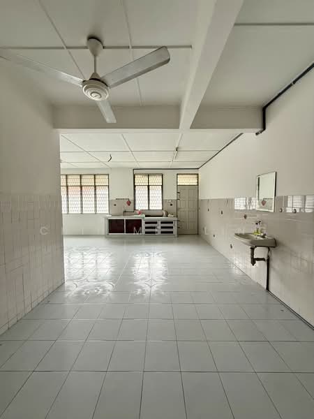1-storey Terraced House for Rent in Taman Rasah Jaya (Rasah) - Chin Mei Ling - Dining hall - PropertyGuru.com.my