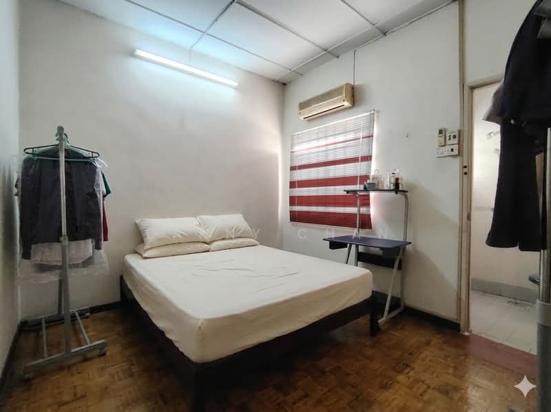 2-storey Terraced House for Sale in BANDAR PUCHONG JAYA (Puchong) - Danny Chan - Bedroom - PropertyGuru.com.my