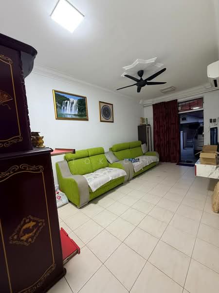 Taman Setia Indah untuk Untuk Dijual - RM 560,000, Mac 2026 - Living Room - PropertyGuru.com.my