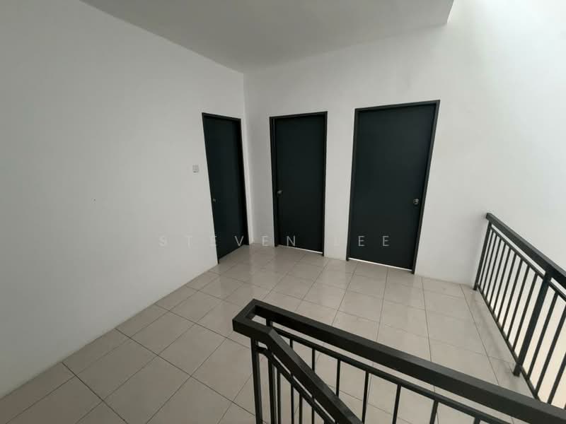 Taman Scientex Rawang, Anggun, Kota Emerald, Rawang untuk Untuk Disewa - RM 1,700 /bulan, Mac 2026 - Corridor - PropertyGuru.com.my