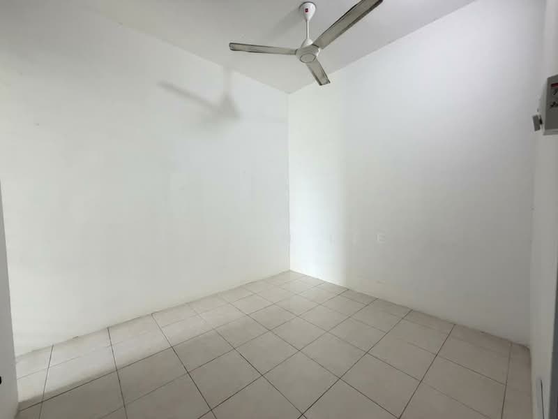 Taman Scientex Rawang, Anggun, Kota Emerald, Rawang untuk Untuk Disewa - RM 1,700 /bulan, Mac 2026 - Interior - PropertyGuru.com.my