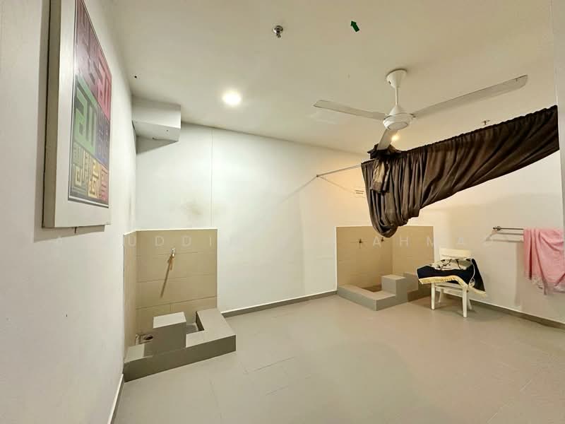 Hotel / Resort for Sale in Kampung Loke Yew (Setapak) - Aizuddin bin Ahmad - Interior - PropertyGuru.com.my