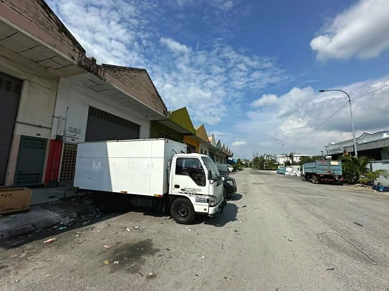 Semi-D Factory for Sale in Taman Perindustrian Pulau Indah (Klang) - Michelle Tee - Exterior - PropertyGuru.com.my