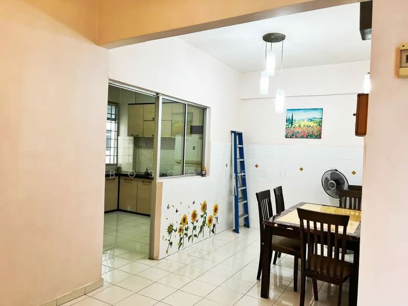 For Rent - Putra Place Condominium