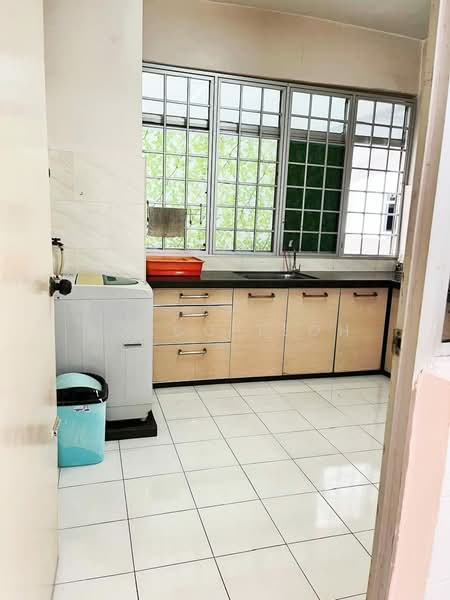 For Rent - Putra Place Condominium