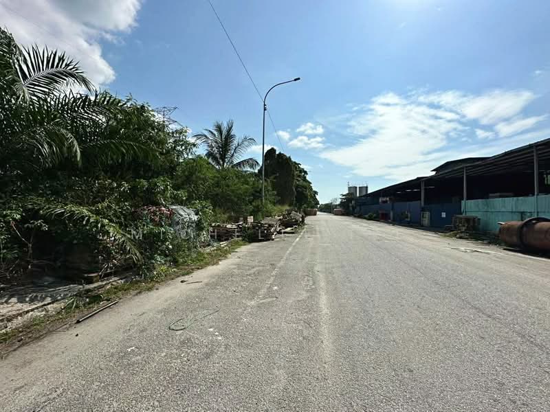 Semi-D Factory for Sale in Taman Perindustrian Pulau Indah (Klang) - Michelle Tee - Exterior - PropertyGuru.com.my
