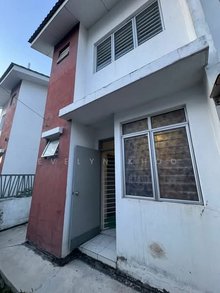 2-storey Terraced House for Sale in Rawang (Selangor) - Evelyn Khoo - Back Yard - PropertyGuru.com.my