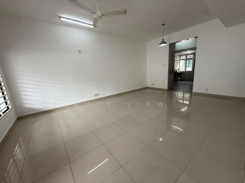 2-storey Terraced House for Sale in Cheras (Selangor) - Joly Liew - Living Room - PropertyGuru.com.my