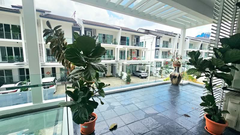 3-storey Terraced House for Sale in Segambut (Kuala Lumpur) - Ling Ling - Balcony - PropertyGuru.com.my
