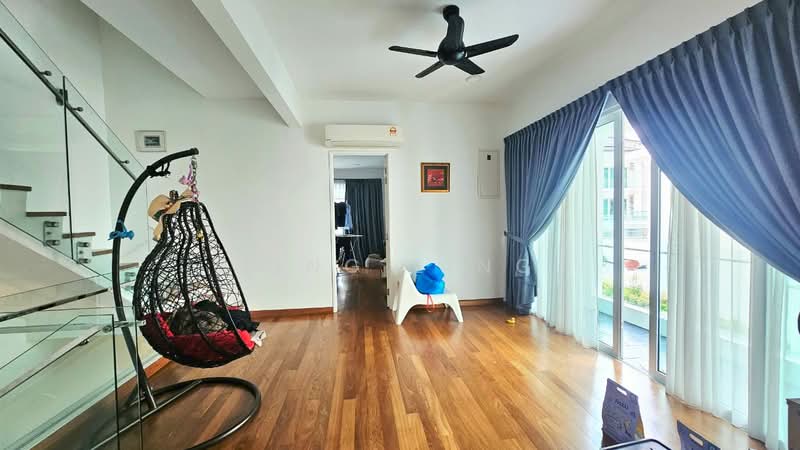 3-storey Terraced House for Sale in Segambut (Kuala Lumpur) - Ling Ling - Living Room - PropertyGuru.com.my