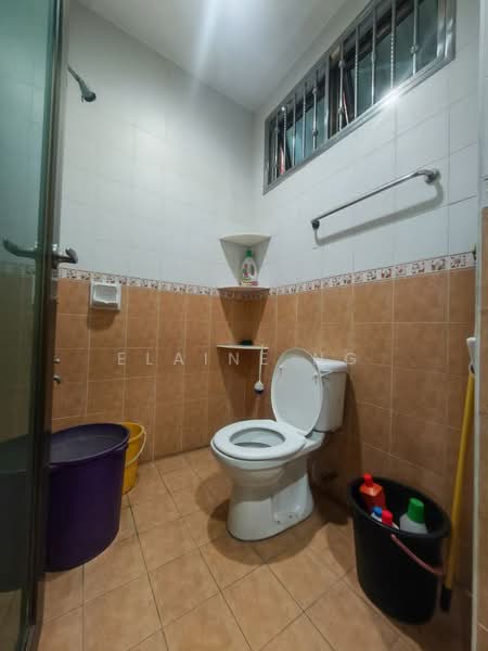 Semi-Detached House for Sale in Johor Bahru (Johor) - Elaine Ng - Bathroom - PropertyGuru.com.my