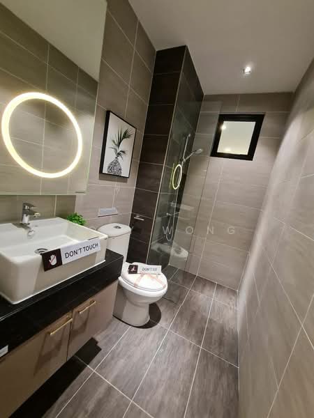 Big Size Corner 2 Storey Sendayan | Fully Furnish untuk Untuk Dijual - RM 445,000, Mac 2026 - Bathroom - PropertyGuru.com.my