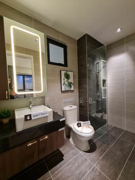 Big Size Corner 2 Storey Sendayan | Fully Furnish untuk Untuk Dijual - RM 445,000, Mac 2026 - Bathroom - PropertyGuru.com.my