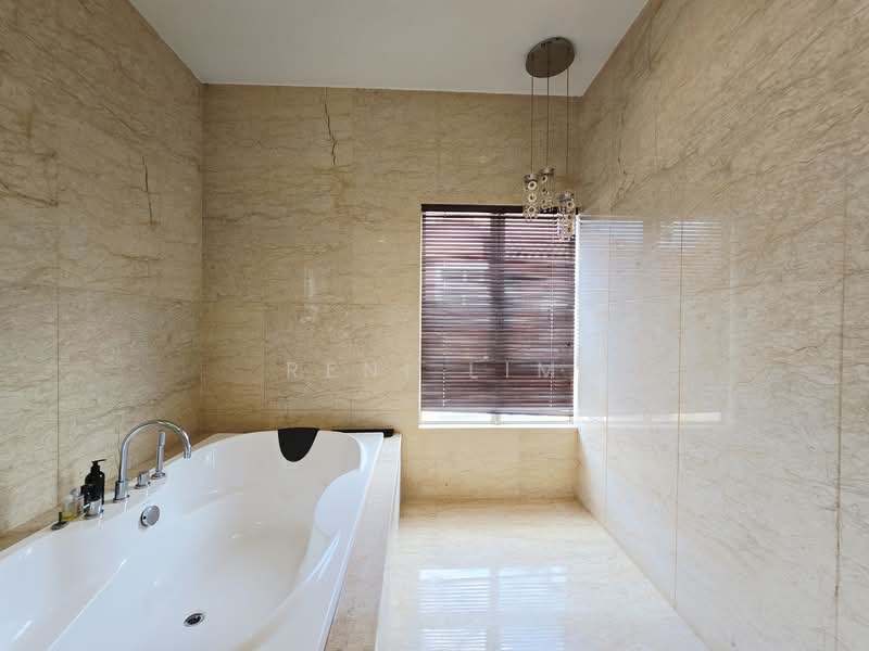 Semi-Detached House for Sale in Damansara Legenda (Petaling Jaya) - Reni Lim - Bathroom - PropertyGuru.com.my
