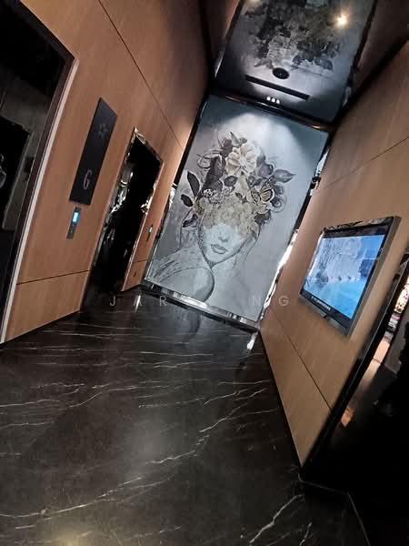 Service Residence for Sale at Star Residences One - Jaryl Ng - Corridor - PropertyGuru.com.my