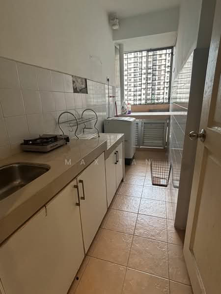 Kondominium untuk Disewa di Casa Tropicana - Max Tan - Kitchen - PropertyGuru.com.my